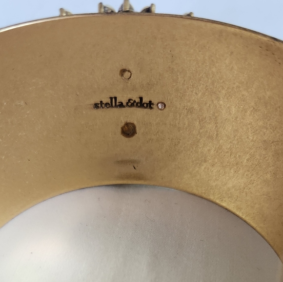 Stella & Dot Havana Statement Brass Cuff  Ivory Cabochons Medallio - Picture 5 of 10